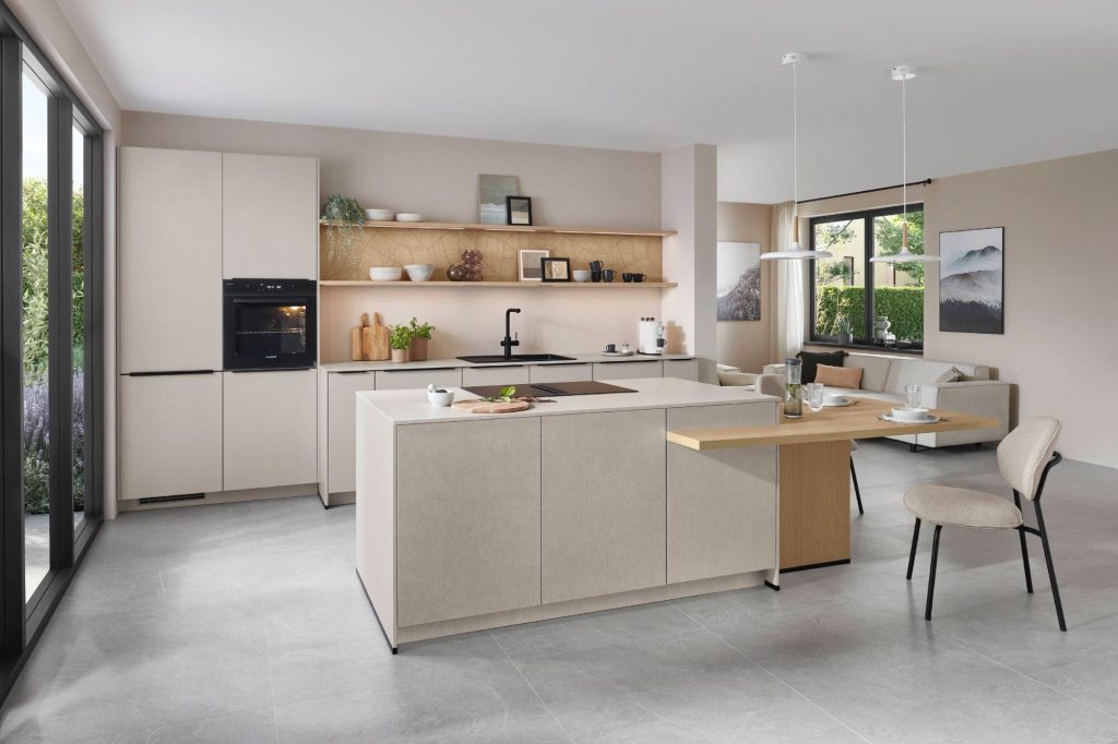 offene Kuechen Nobilia-Look-Designkueche-mit-Insel-Beige